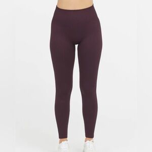 Spanx Seamless Sculpt Ribbed Leggings - L - Plum